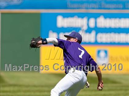 Thumbnail 1 in Stillwater vs. Cretin-Derham Hall (Section 4AAA Playoffs) photogallery.