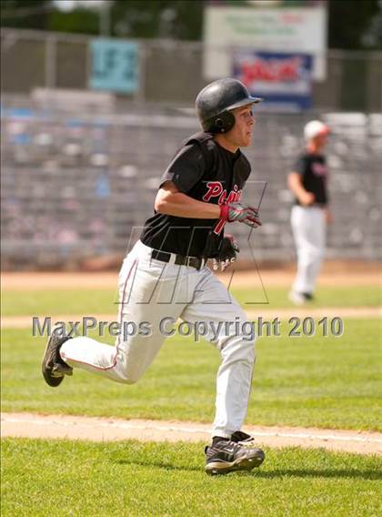 Thumbnail 1 in Stillwater vs. Cretin-Derham Hall (Section 4AAA Playoffs) photogallery.