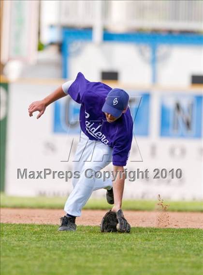 Thumbnail 1 in Stillwater vs. Cretin-Derham Hall (Section 4AAA Playoffs) photogallery.