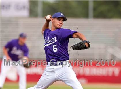 Thumbnail 3 in Stillwater vs. Cretin-Derham Hall (Section 4AAA Playoffs) photogallery.
