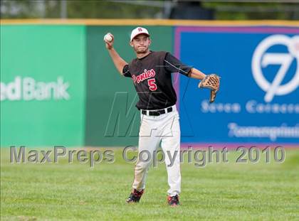 Thumbnail 2 in Stillwater vs. Cretin-Derham Hall (Section 4AAA Playoffs) photogallery.