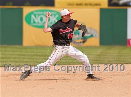 Thumbnail 1 in Stillwater vs. Cretin-Derham Hall (Section 4AAA Playoffs) photogallery.