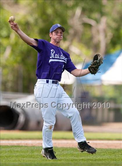 Thumbnail 1 in Stillwater vs. Cretin-Derham Hall (Section 4AAA Playoffs) photogallery.