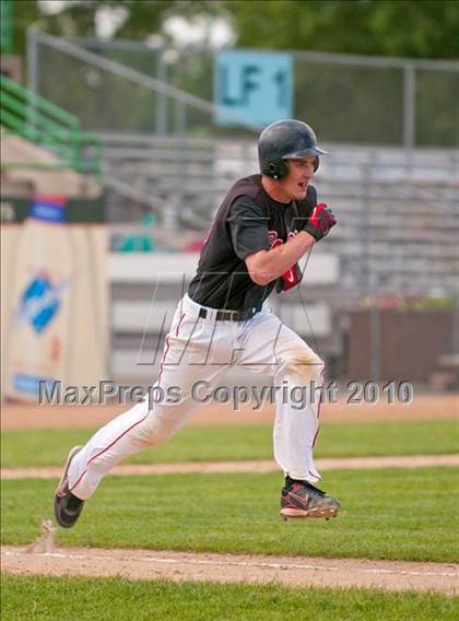 Thumbnail 2 in Stillwater vs. Cretin-Derham Hall (Section 4AAA Playoffs) photogallery.