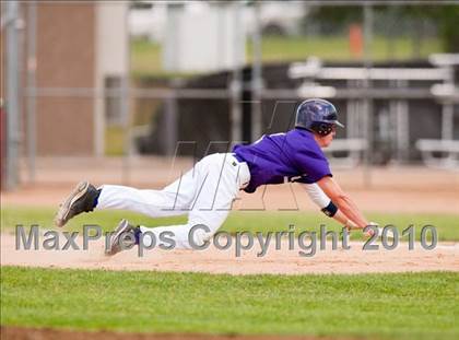 Thumbnail 2 in Stillwater vs. Cretin-Derham Hall (Section 4AAA Playoffs) photogallery.