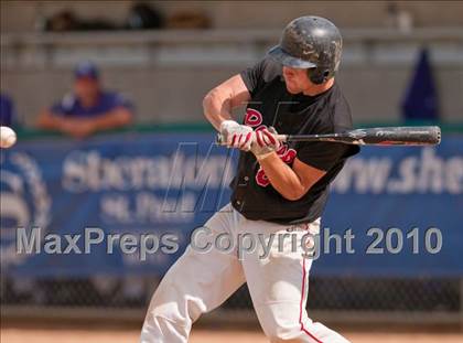 Thumbnail 1 in Stillwater vs. Cretin-Derham Hall (Section 4AAA Playoffs) photogallery.