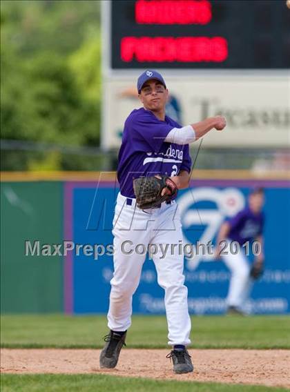 Thumbnail 3 in Stillwater vs. Cretin-Derham Hall (Section 4AAA Playoffs) photogallery.