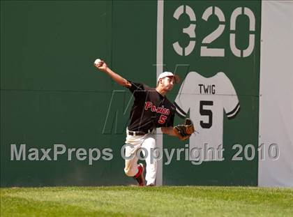 Thumbnail 2 in Stillwater vs. Cretin-Derham Hall (Section 4AAA Playoffs) photogallery.
