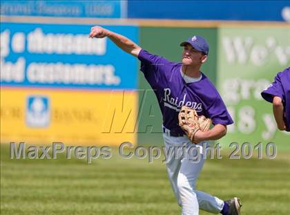 Thumbnail 2 in Stillwater vs. Cretin-Derham Hall (Section 4AAA Playoffs) photogallery.