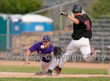 Thumbnail 2 in Stillwater vs. Cretin-Derham Hall (Section 4AAA Playoffs) photogallery.