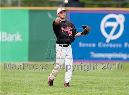 Thumbnail 1 in Stillwater vs. Cretin-Derham Hall (Section 4AAA Playoffs) photogallery.