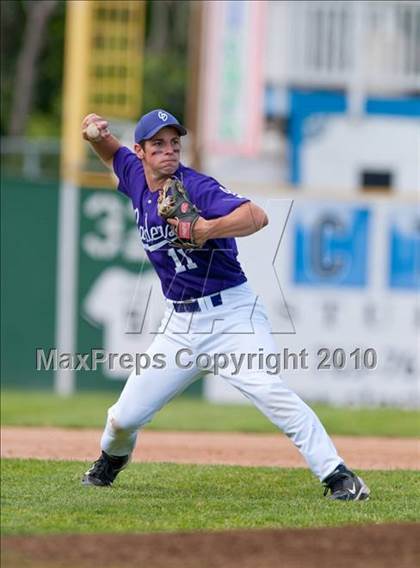 Thumbnail 2 in Stillwater vs. Cretin-Derham Hall (Section 4AAA Playoffs) photogallery.