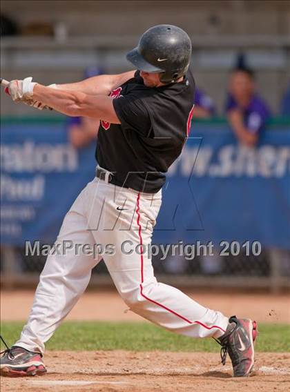 Thumbnail 2 in Stillwater vs. Cretin-Derham Hall (Section 4AAA Playoffs) photogallery.