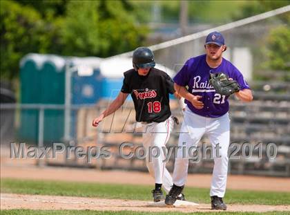 Thumbnail 3 in Stillwater vs. Cretin-Derham Hall (Section 4AAA Playoffs) photogallery.