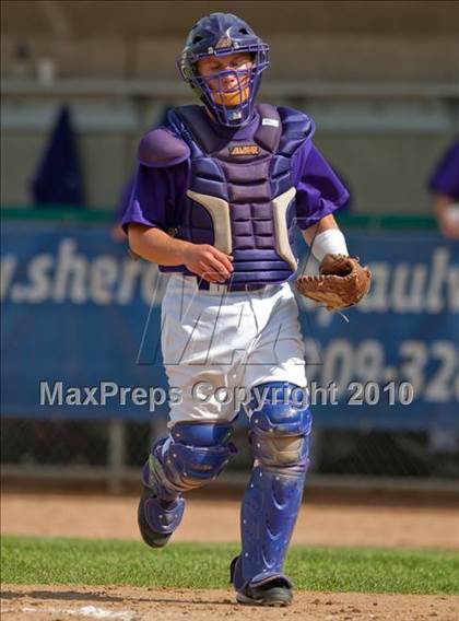 Thumbnail 1 in Stillwater vs. Cretin-Derham Hall (Section 4AAA Playoffs) photogallery.