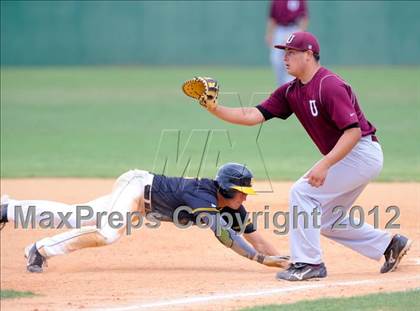 Thumbnail 3 in Uvalde @ Brennan photogallery.