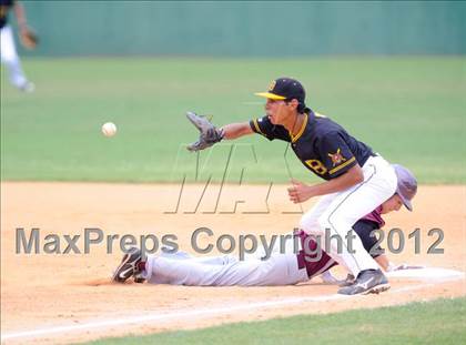 Thumbnail 2 in Uvalde @ Brennan photogallery.