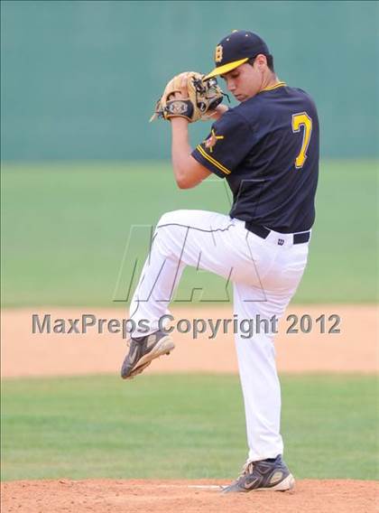 Thumbnail 2 in Uvalde @ Brennan photogallery.