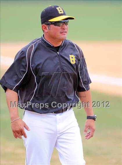 Thumbnail 3 in Uvalde @ Brennan photogallery.