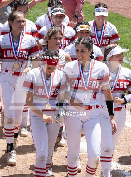 Thumbnail 3 in Neshannock vs. Bentworth (WPIAL 2A Final) photogallery.