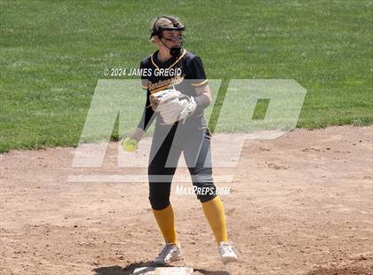 Thumbnail 2 in Neshannock vs. Bentworth (WPIAL 2A Final) photogallery.