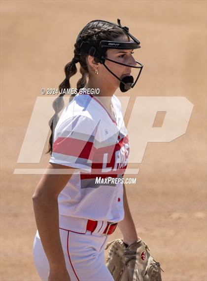 Thumbnail 3 in Neshannock vs. Bentworth (WPIAL 2A Final) photogallery.