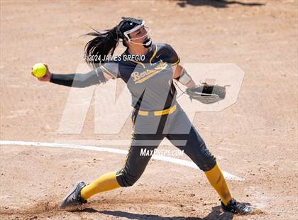 Thumbnail 2 in Neshannock vs. Bentworth (WPIAL 2A Final) photogallery.