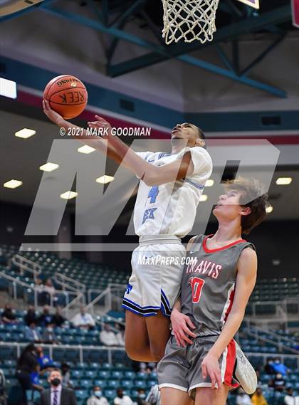 Thumbnail 2 in Cypress Creek vs Fort Bend Travis (UIL-6A Area Playoff) photogallery.