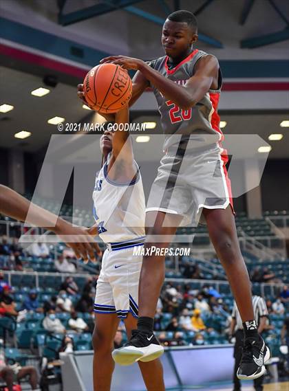 Thumbnail 2 in Cypress Creek vs Fort Bend Travis (UIL-6A Area Playoff) photogallery.