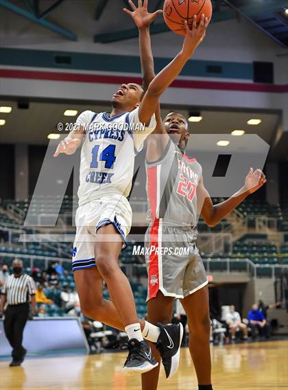 Thumbnail 2 in Cypress Creek vs Fort Bend Travis (UIL-6A Area Playoff) photogallery.