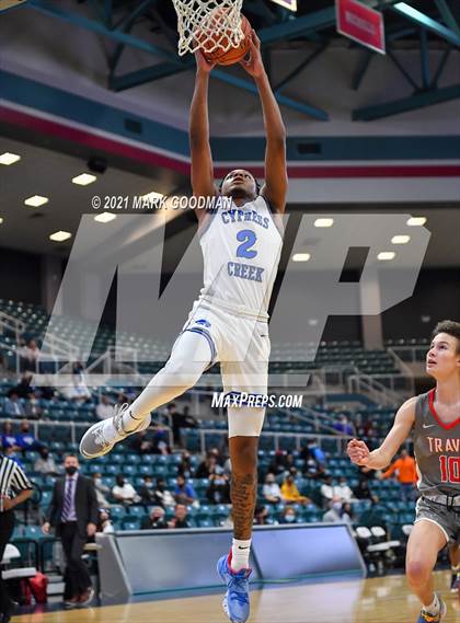 Thumbnail 3 in Cypress Creek vs Fort Bend Travis (UIL-6A Area Playoff) photogallery.