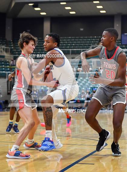 Thumbnail 2 in Cypress Creek vs Fort Bend Travis (UIL-6A Area Playoff) photogallery.