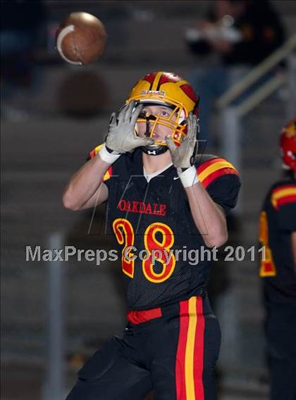 Thumbnail 1 in Casa Roble @ Oakdale (CIF SJS D3 Semifinal) photogallery.