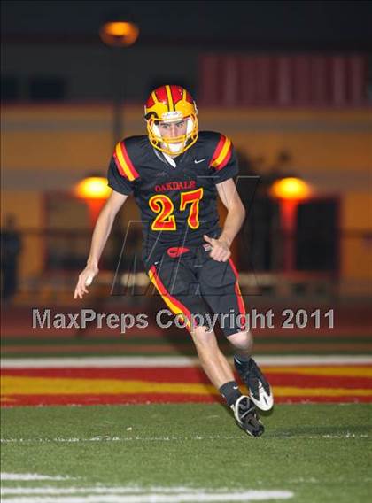 Thumbnail 3 in Casa Roble @ Oakdale (CIF SJS D3 Semifinal) photogallery.