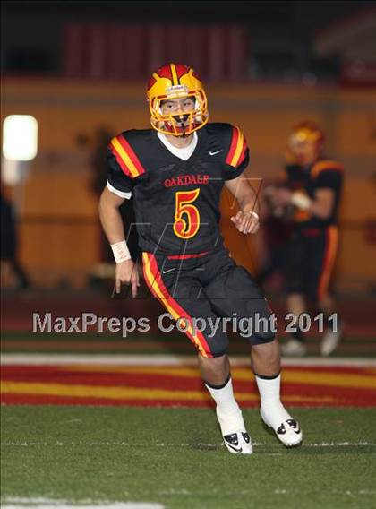 Thumbnail 1 in Casa Roble @ Oakdale (CIF SJS D3 Semifinal) photogallery.