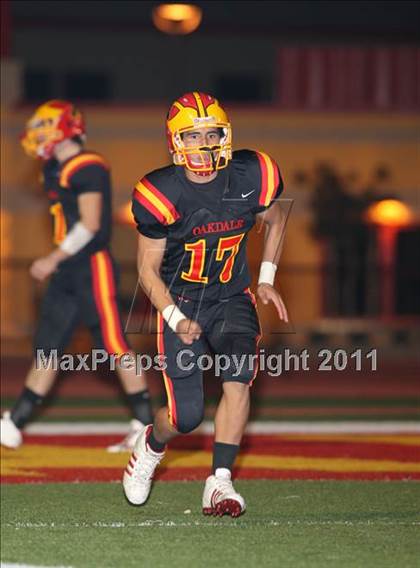 Thumbnail 2 in Casa Roble @ Oakdale (CIF SJS D3 Semifinal) photogallery.