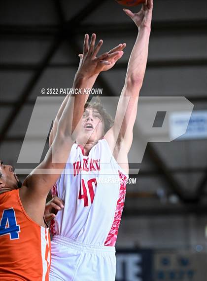 Thumbnail 2 in Graham-Kapowsin @ Mount Si (WIAA 4A Round 2 State Playoff)  photogallery.
