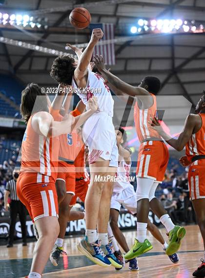 Thumbnail 2 in Graham-Kapowsin @ Mount Si (WIAA 4A Round 2 State Playoff)  photogallery.