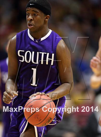 Thumbnail 2 in Cheyenne Mountain vs. Denver South (CHSAA 4A Semifinal) photogallery.