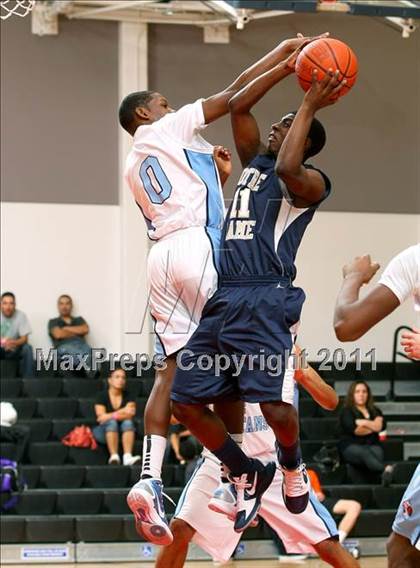 Thumbnail 1 in Sylmar vs. Notre Dame (War on the Floor Extravaganza) photogallery.