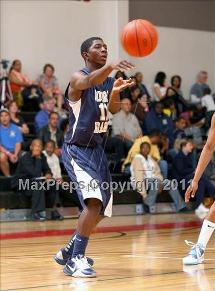 Thumbnail 2 in Sylmar vs. Notre Dame (War on the Floor Extravaganza) photogallery.