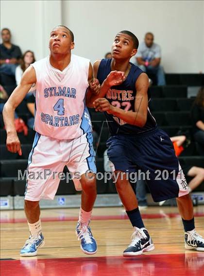 Thumbnail 2 in Sylmar vs. Notre Dame (War on the Floor Extravaganza) photogallery.