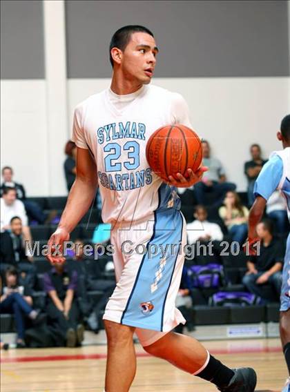 Thumbnail 3 in Sylmar vs. Notre Dame (War on the Floor Extravaganza) photogallery.