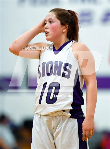 Thumbnail 2 in Lee Vining @ Yerington photogallery.