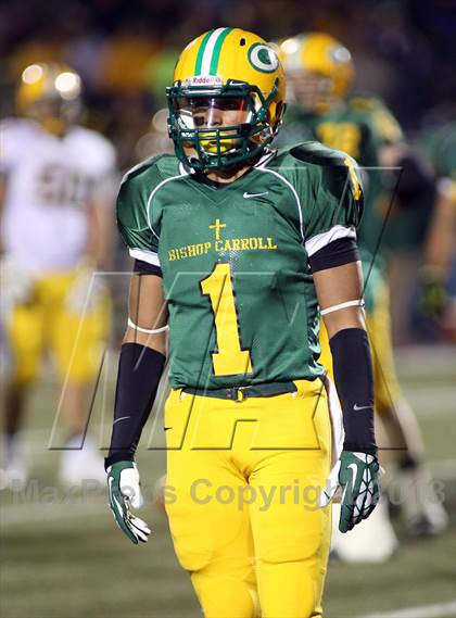 Thumbnail 1 in South vs Bishop Carroll (KSHSAA 5A Regional Playoff) photogallery.