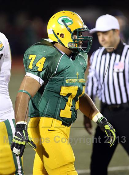 Thumbnail 2 in South vs Bishop Carroll (KSHSAA 5A Regional Playoff) photogallery.