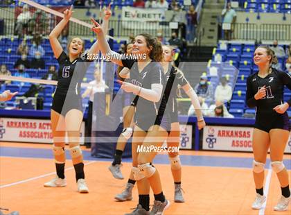 Thumbnail 2 in Fayetteville vs. Southside (AAA 6A State Final) photogallery.