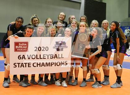 Thumbnail 2 in Fayetteville vs. Southside (AAA 6A State Final) photogallery.