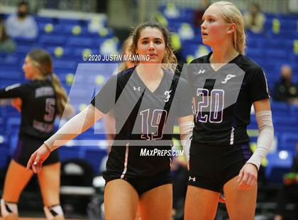Thumbnail 2 in Fayetteville vs. Southside (AAA 6A State Final) photogallery.
