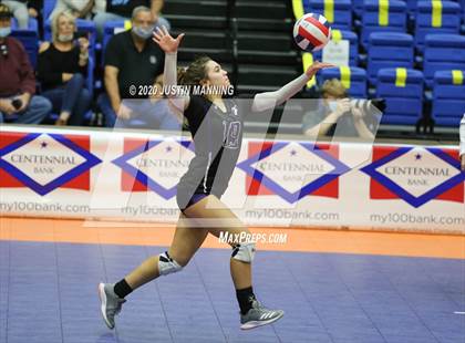 Thumbnail 2 in Fayetteville vs. Southside (AAA 6A State Final) photogallery.